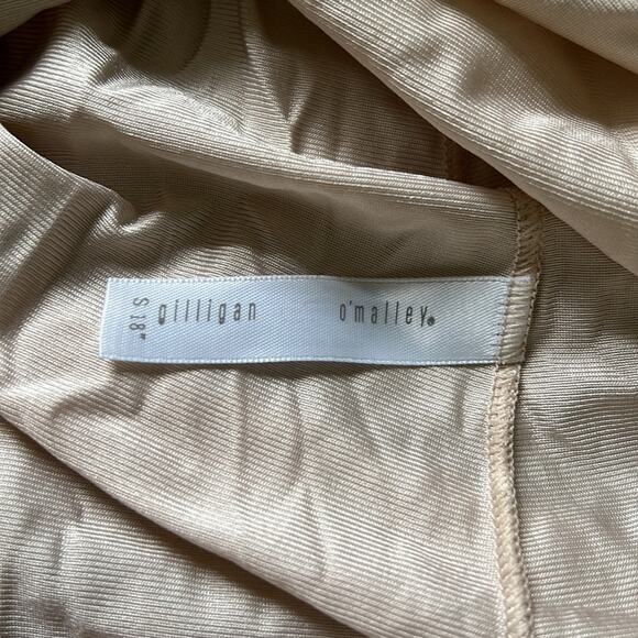 Gilligan & O’malley Nude 18” Elastic Waist Slip - Picture 8 of 9